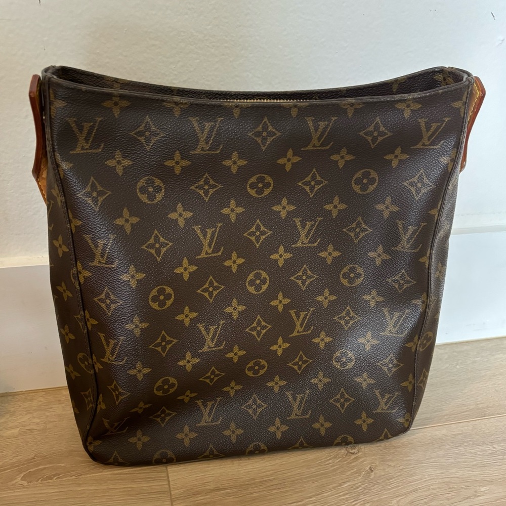 Louis Vuitton Monogram Looping MM - Picture 5 of 13